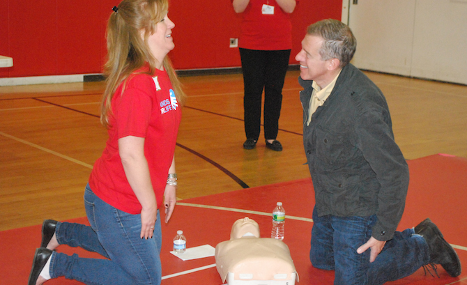 More than 900 people were trained in CPR.