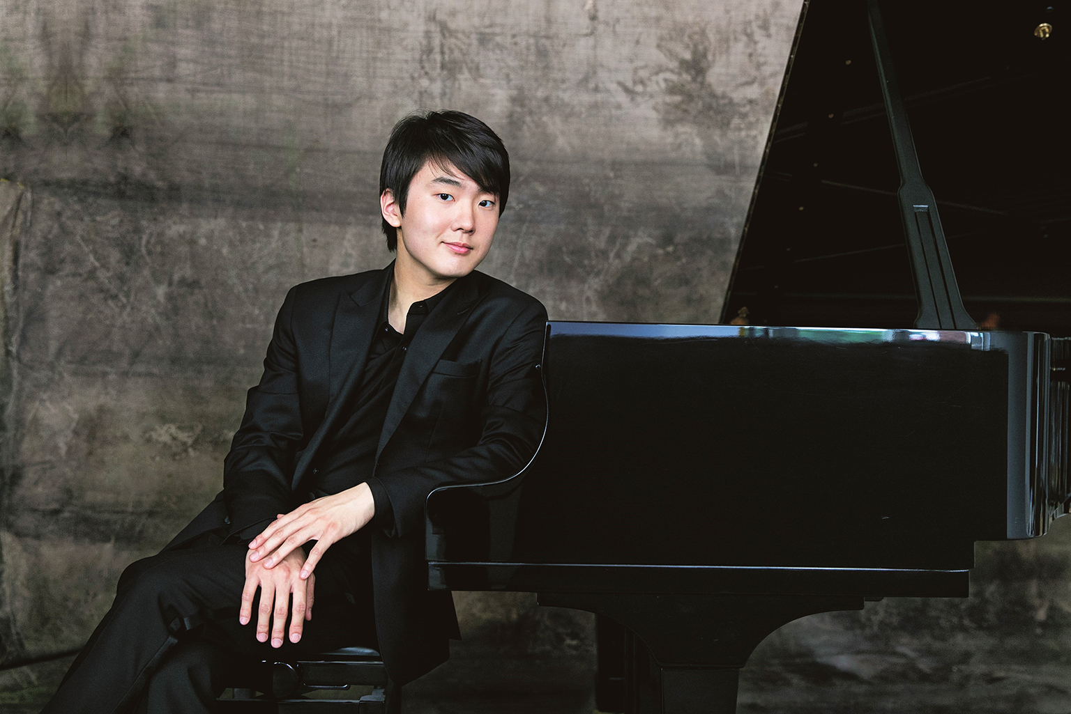 240515 seong jin cho caramoor 768x513