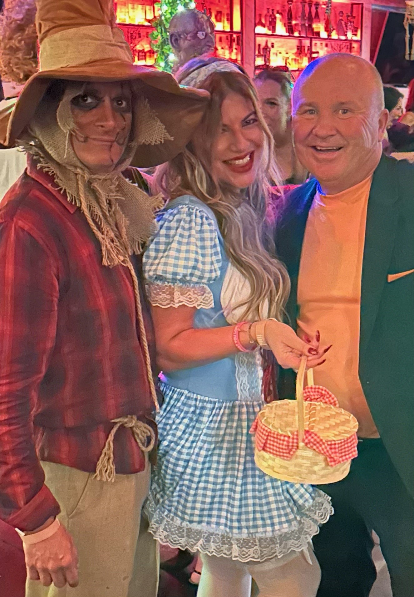 Halloween at Tonys 768x1105