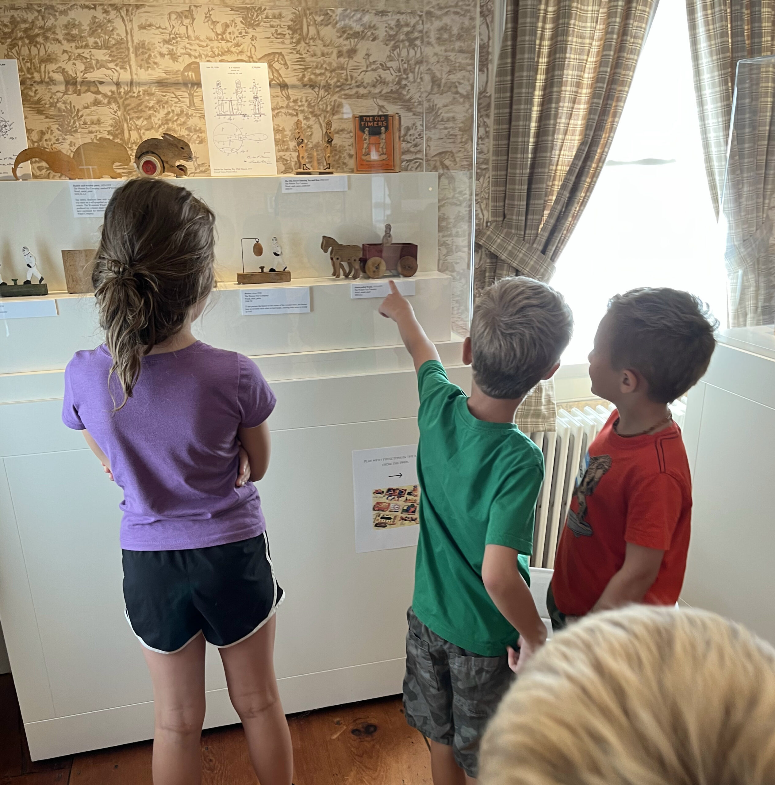 Children exploring Weston toys 1 768x778